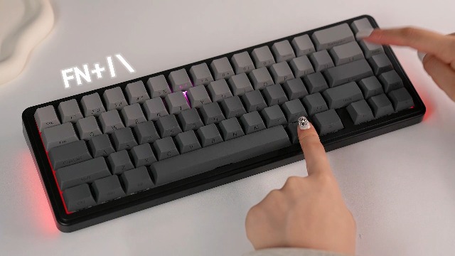 EPOMAKER x AULA F65 ゲーミングキーボードの開封展示