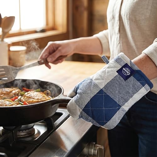 Image of Encasa XO Heat Resistant 100% Cotton Oven Glove & Potholder Set with Loop, Kitchen Cooking Mittens, Microwave Safe Hot Pads (Buffalo Blue Checks)