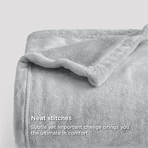 Image of Bedsure GentleSoft Fleece Blanket Twin XL - College Dorm Room Essentials for Guys and Girls Soft Warm Throw Blanket Dorm Room Decor, Light Grey 66x90 inches