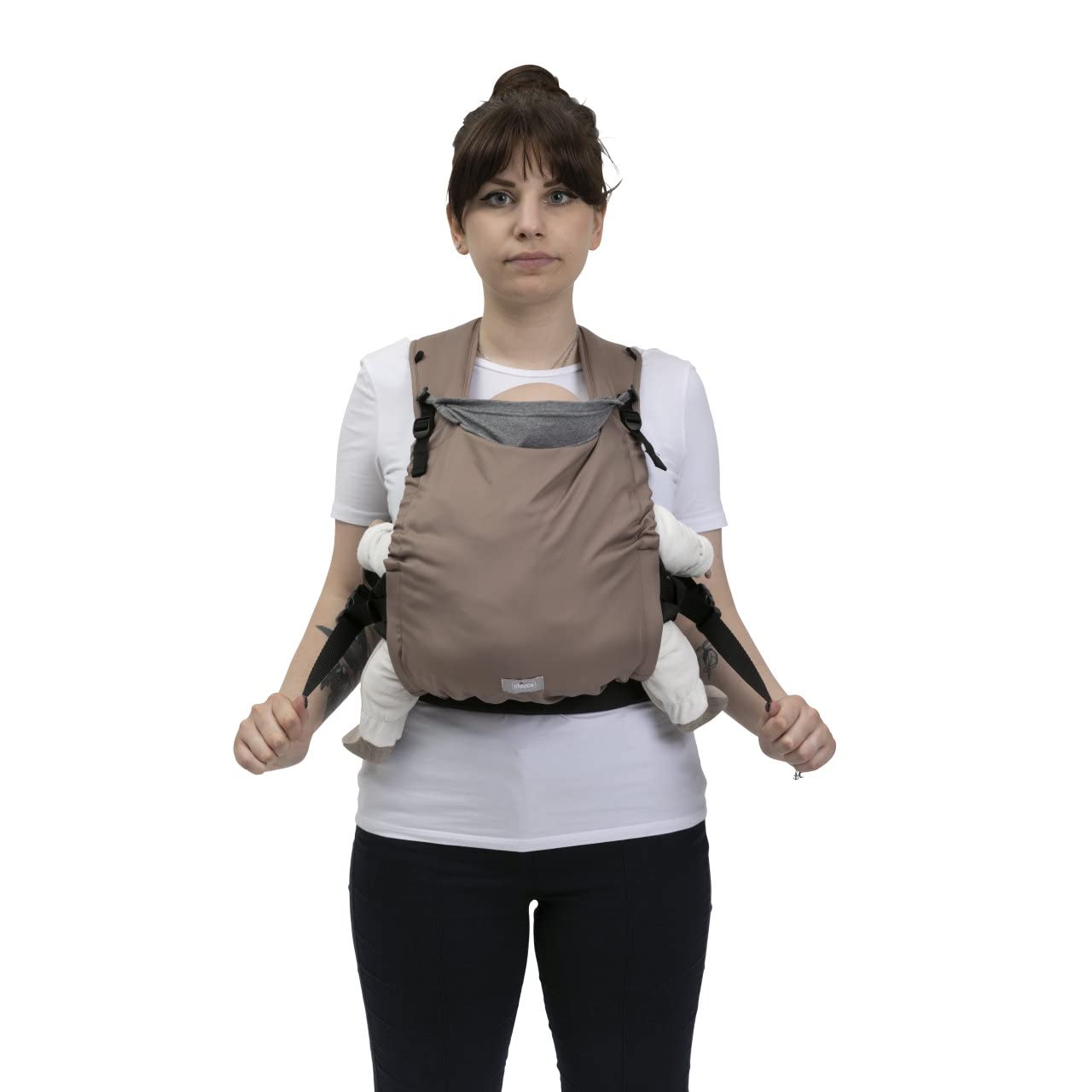 Chicco Skin Fit, Porte-bébé Ergonomique et physiologique, Nourrissons de 0 Mois à 9 kg, Réglable, sans danger pour les hanches du bébé, sangles transversales rembourrées, Ceinture abdominale, Capuche