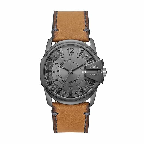 Diesel Orologio Master Chief da uomo, movimento a tre lancette, cassa in acciaio inossidabile Gunmetal da 43 mm con cinturino in pelle, DZ1964