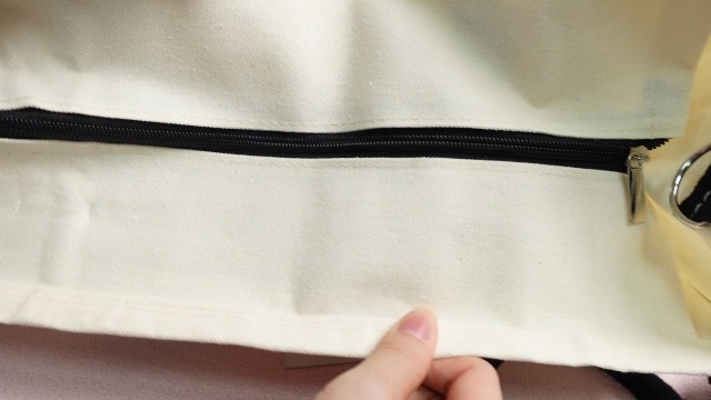Set 12 Bolsas Tote de Lona para Damas en Negro y Blanco miniatura 7
