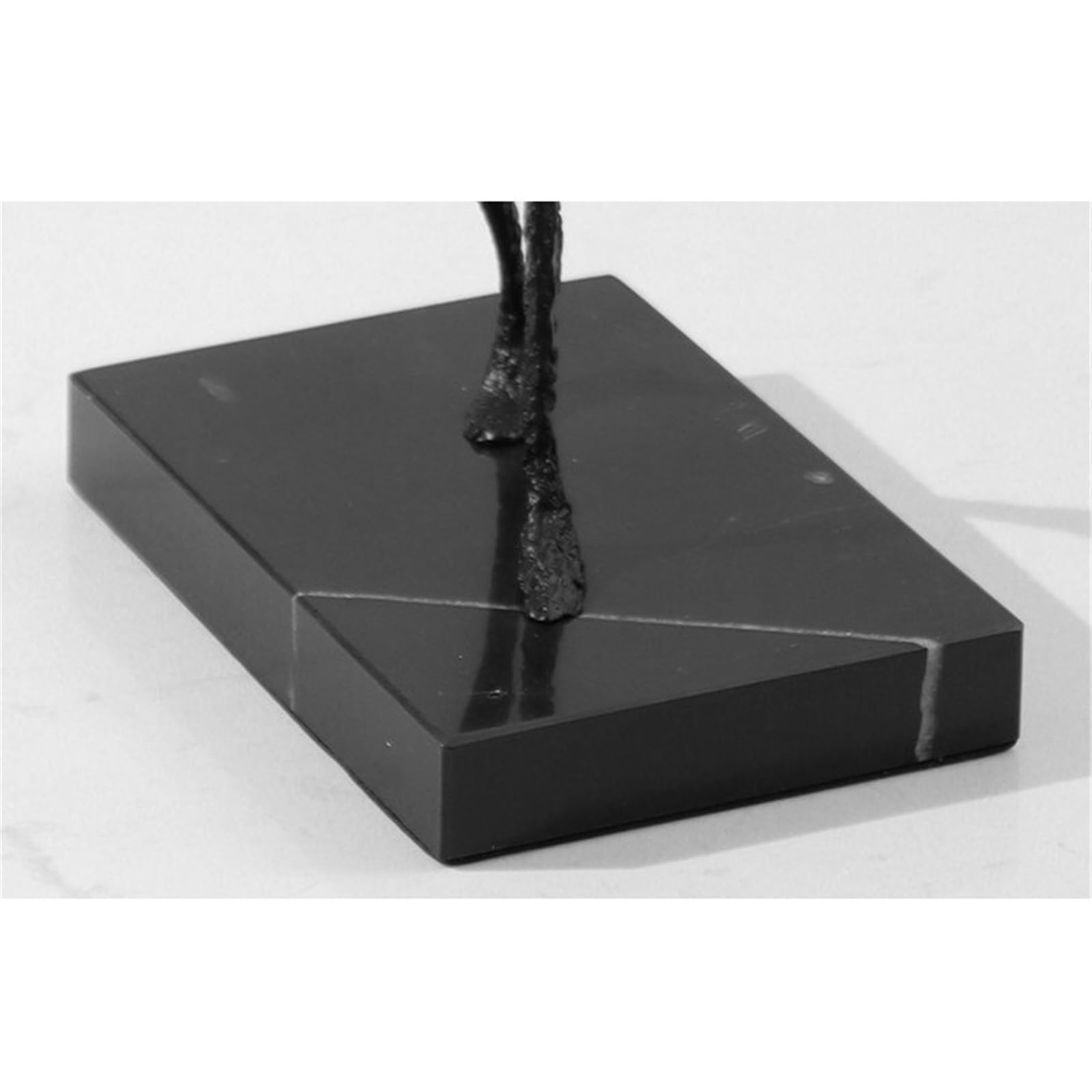 Nowoczesne Luxury Modern Sculptural Figurines Living Room Wine Cabinets TV Stands and Office Desktops Soft Furnishings Rzeźba