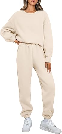AUTOMET Womens 2 Piece Outfits Sweatsuit Oversized Sweatshirt Lounge Sets Baggy Sweatpants Fall Fashion with Pockets