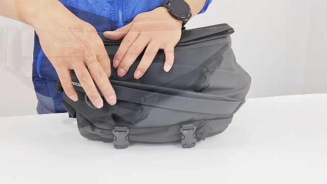 Bolso cruzado impermeable para laptop de 13 pulgadas miniatura 7