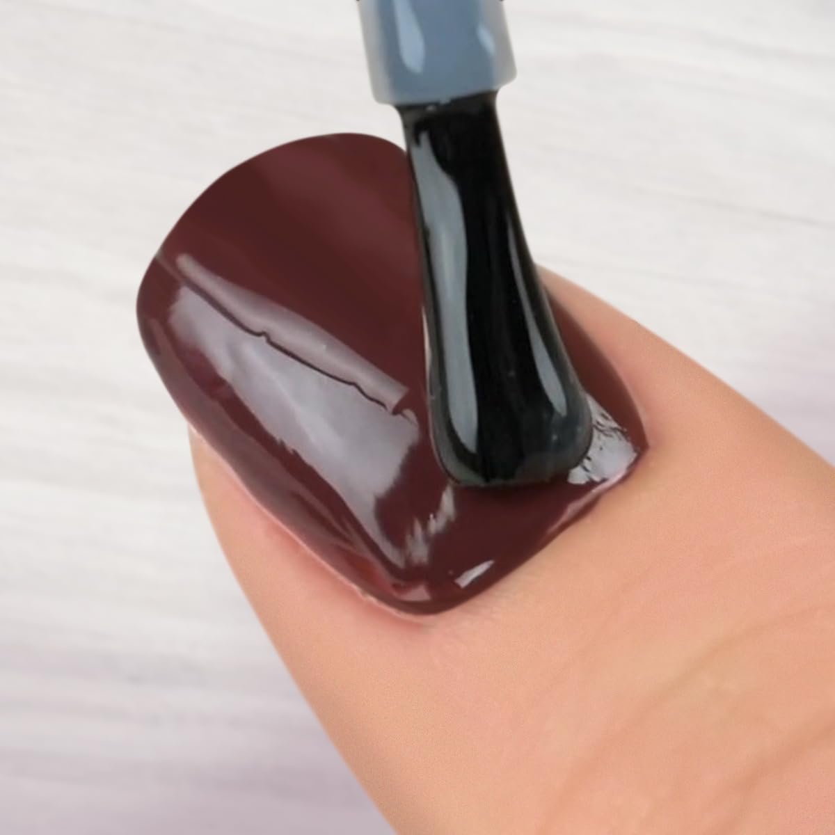 Roman Color Cosmetics Protective Top Coat, High Shine, Clear Coat, Long Lasting, 7-Free Formula, 0.32 Fl Oz