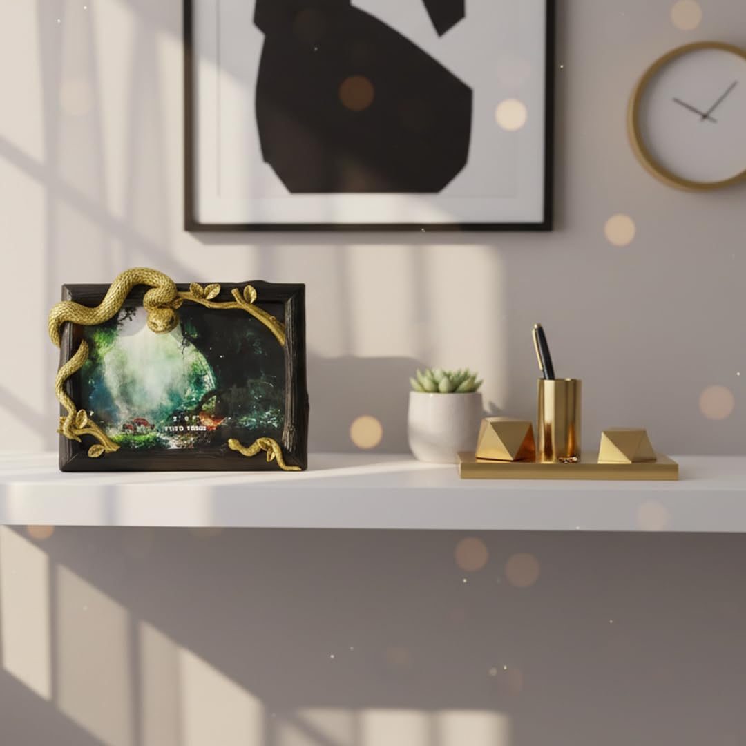 Hand-Crafted Resin Snake Picture Frame - 5x7 Inch Mother & Baby Snake Design, Unique Home Decor Wall Art, Wildlife Figurine Display