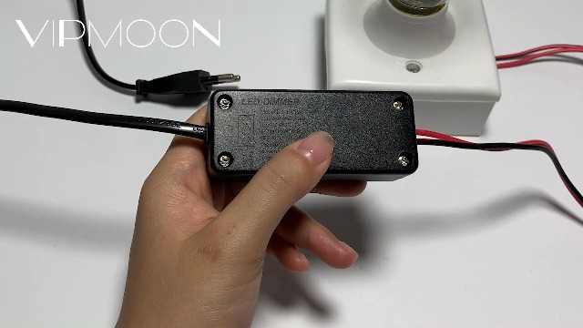 VIPMOON LED Dimmer 220 - 240 VAC / 50 Hz (Rotary Dimmer) 3 - 100 Watt