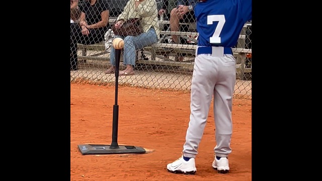 Amazon.com : Tanner Jr. Batting Tee for Kids and Toddlers. Durable