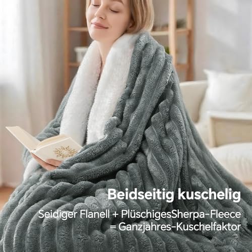 BEDELITE Kuscheldecke Flauschig Decke 150x200 - Dicke XL Sherpa Decken Grau für Couch, warme Cord Kuscheldecken weiche Fleecedecke Wohndecke als Couch Überwurf für Wohnzimmer