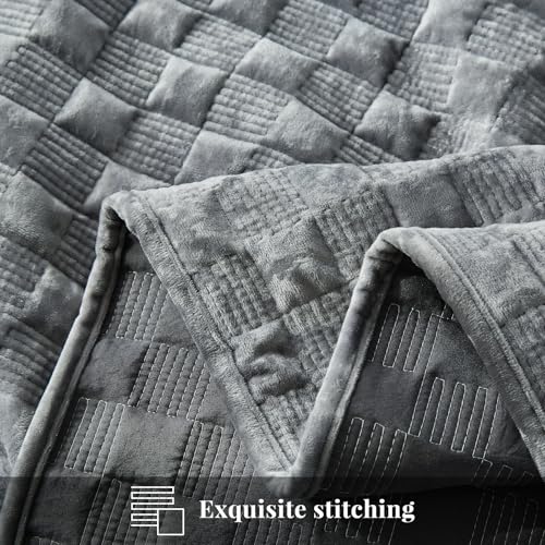 WARMDERN Luxury Velvet Quilt Queen Size, Geometrical Stitch Quilts Set, Soft Lightweight Bedspread and Coverlet, Light Grey Bedding with 2 Pillow Shams for All Season, 90" x 96"