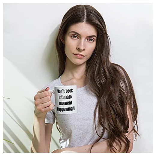 Vit mugg med skrift, roliga skämt, se inte intim ögonblick som händer 325 ml kaffe/te