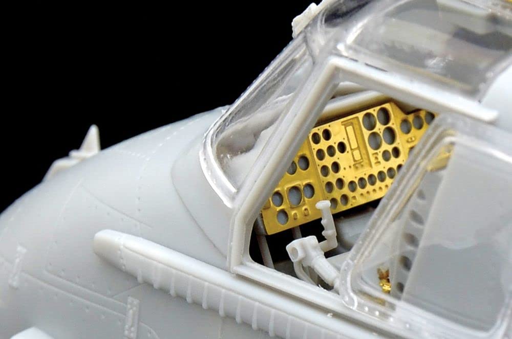 Italeri 2720 Wessex UH.5 Falklands 40 Years Anniversary, Scala 1:48, Plastic Model Kit, Modello in Plastica da Montare, Modellismo