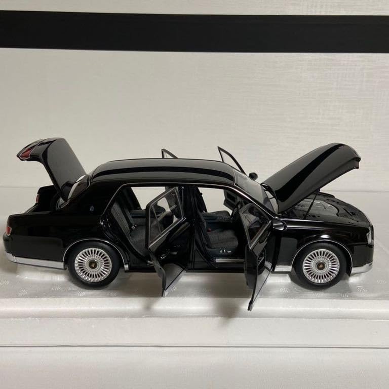AUTOart Century 1/18 神威 エターナルブラックミニカー Amazon.co.jp: AUTOart 1/18 トヨタ センチュリー 神威 (かむい