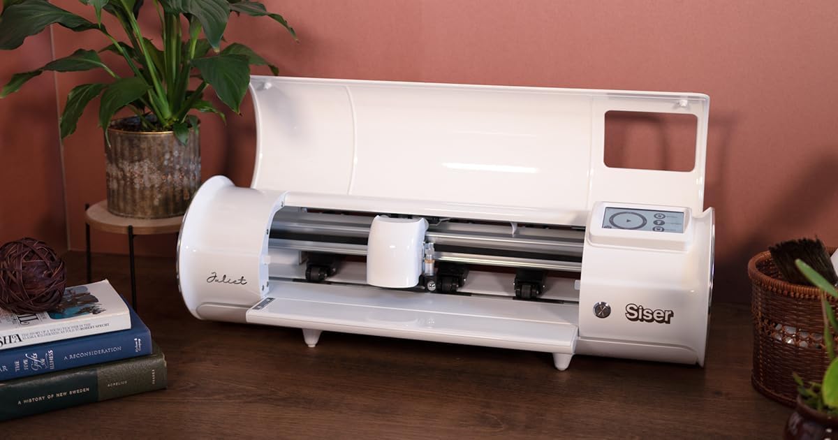 Siser Juliet® Plotter da taglio ad alta definizione – Con una luce di 30cm, Juliet taglia materiali sia con che senza il tappetino incluso (30x30cm).