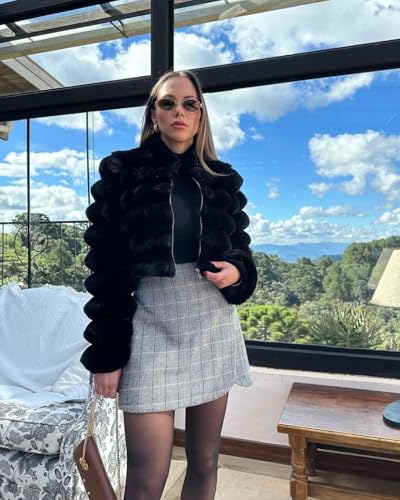 Arssm Womens Faux Fur Jacket Cropped Fluffy Long Sleeve Coat 2025 Winter Warm Shaggy Outwear2