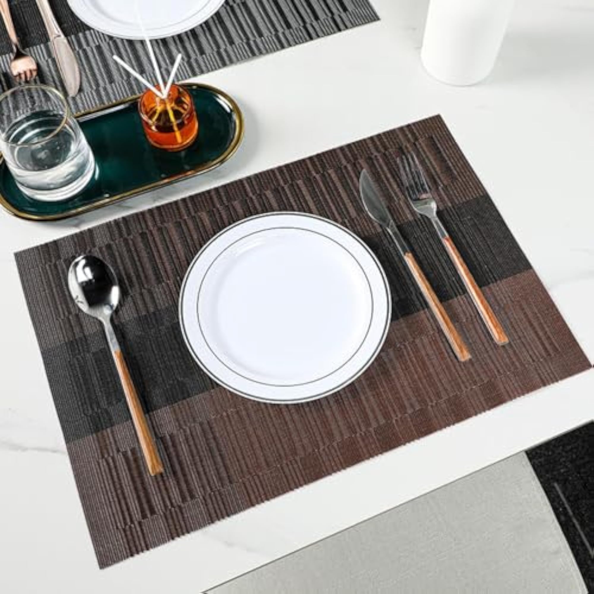 Non-Slip Insulation Heat-Resistant Washable Place Mats Set