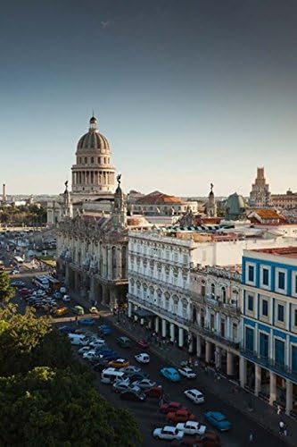 Póster Posterazzi Cuba Havana Capitol Building Parque Central de Walter Bibikow (24 x 36)