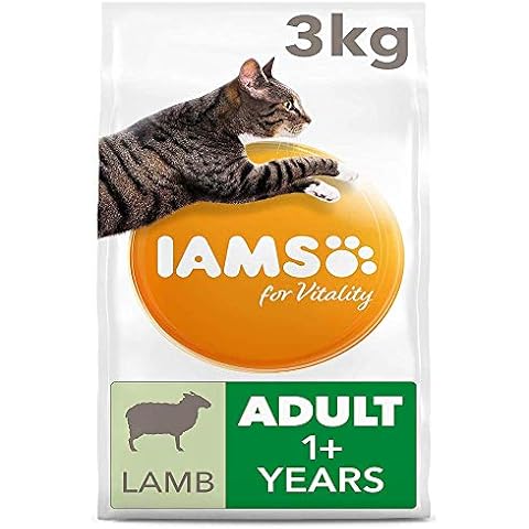 Iams Adult Dry Cat Food with Lamb Cover