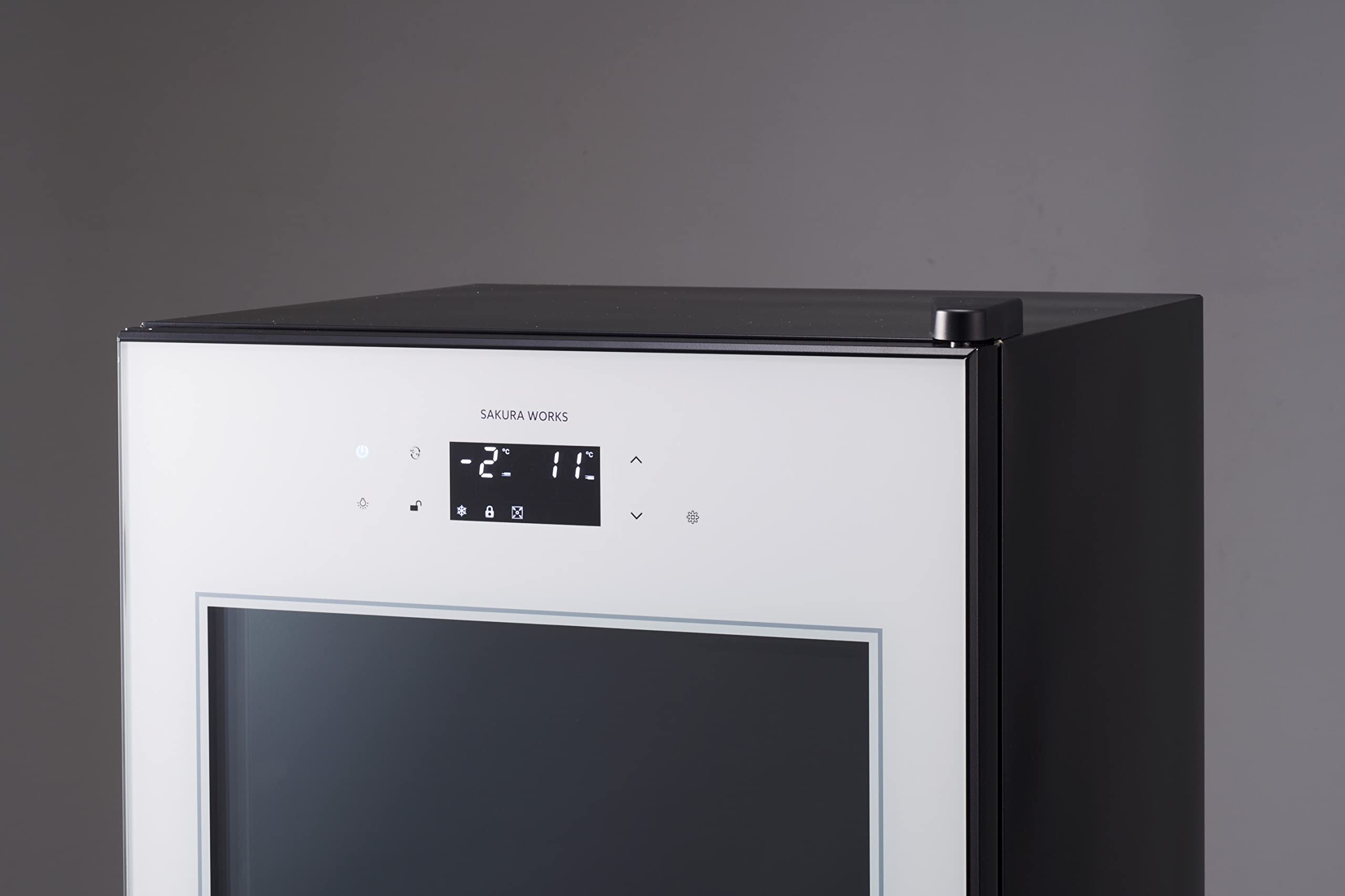 さくら製作所 LX63DM2Z-LH-W ワインセラー (63本収納)【左開き】 ホワイト氷温M2シリーズ[LX63DM2ZLHW] 返品種別A Amazon.co.jp: さくら製作所 氷温M2 63本収納 低温冷蔵機能付きワイン