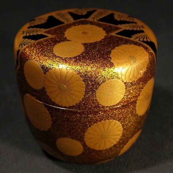 菊置上げ高杯 Amazon.co.jp: 恵 1146 出来見事！ 極上梨地に高台寺蒔絵 菊に桐