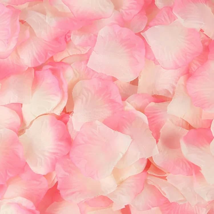 Pétales de roses artificielles romantiques pour une soirée inoubliable