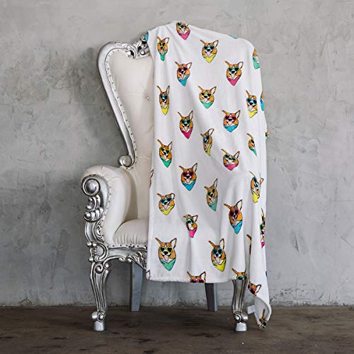 AVAFORT Velvet Plush Home Fleece Throw Blanket for Couch Sofa Bed, Warm Elegant Fuzzy Flannel Blanket for Kid Baby Adults or Pet, Lightweight Soft Cozy Luxury Microfiber Blankets (Corgi Love-White)
