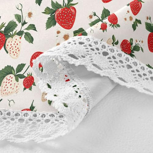Nappe lavable polyester motif fraises pour protéger la table des taches