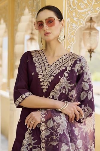 Image of VredeVogel Kurta Set with Dupatta | Embroidered Viscose Rayon Kurta Pant Set for Women | Women's Ethnic Casual Kurti Set