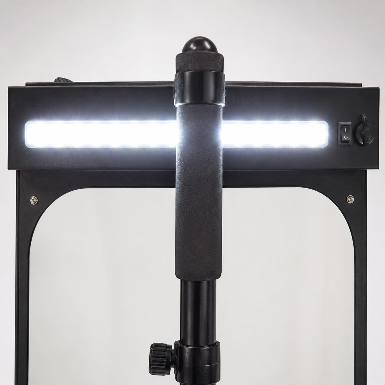 Miroir d'inspection sous véhicule avec lumière, 30 x 30 cm, poignée télescopique et roue universelle pour voiture et camion, parfait pour une utilisation professionnelle