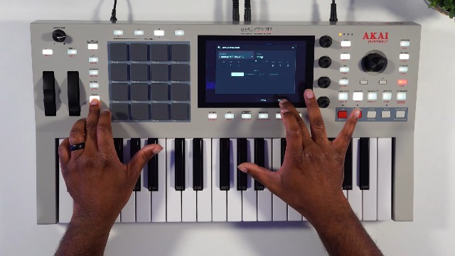 Amazon.co.jp: Akai Professional MPC Key 37 G2 Next Generation