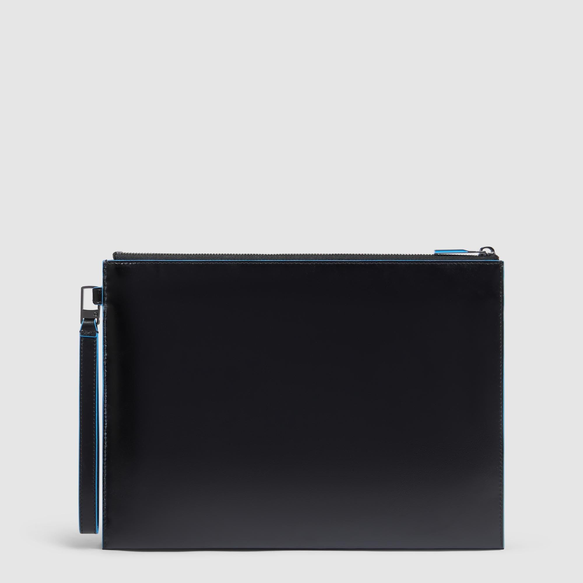 PIQUADRO - Pochette Porta Tablet Mini in Pelle Blue Square - Uomo - Nero | Manico rimovibile, Tasche interne, Piccoli device, Ufficio, Trasferte, Cinturino da polso
