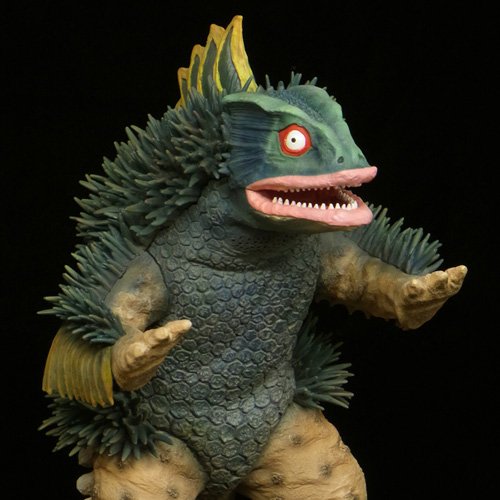 Amazon.co.jp: 大怪獣シリーズ ゲスラ 全高約22cm PVC製 塗装済み完成