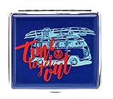 - kann bestückt werden mit ca. 20 normalen Zigaretten (8,4 cm) - mit Kunstledervorder und -rückseite, Außengröße: ca.10 x 10 x 2 cm,