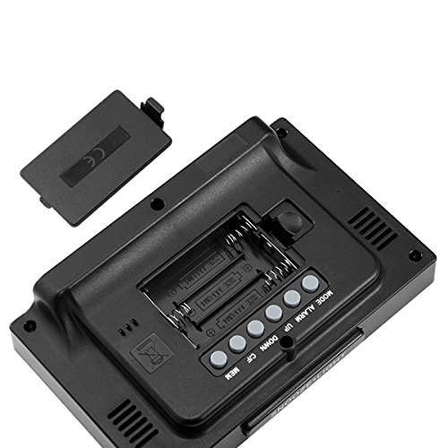 Назад view of Digoo DG-C3 Weather Station showing battery compartment and control buttons.