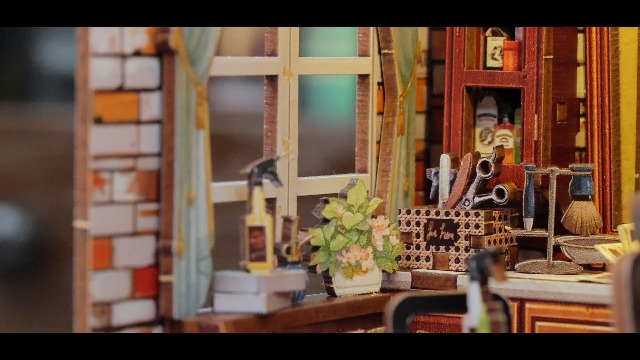 Amazon.com: CUTEBEE Book Nook Kit - DIY Miniature House Dollhouse