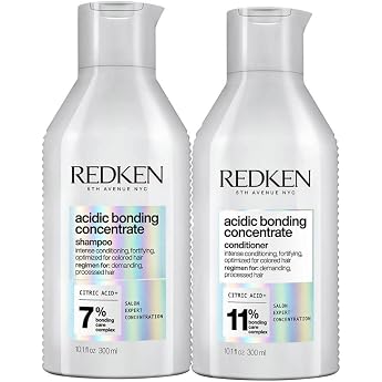 Redken Care Set for Protection Against Colour Loss Concentrated All-In-One Formula Acidic Bonding Concentrate Shampoo 300 ml & Conditioner 300 ml