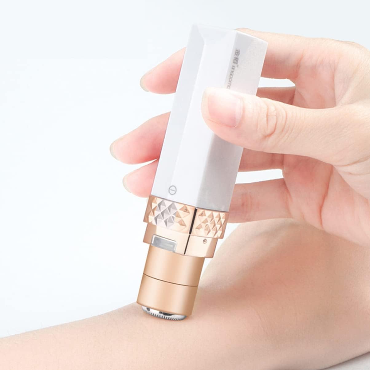 LIFKOME Women's Hair Removal Device Body Hair Trimmer Rechargeable Battery Painless Eyebrow Trimmer for Home Use