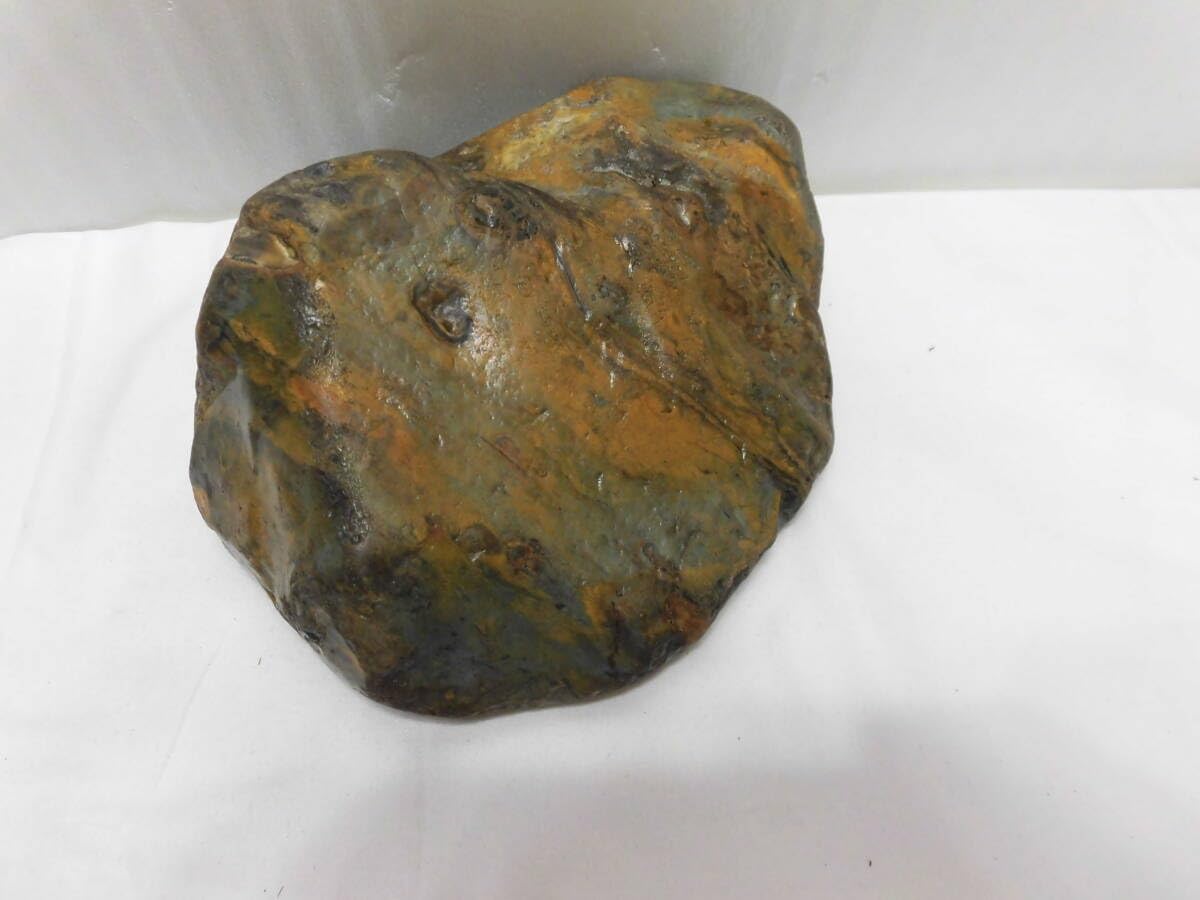 Amazon.co.jp: 黄金神居古潭石（七彩石＝匕スイカム）北海道、旭川産