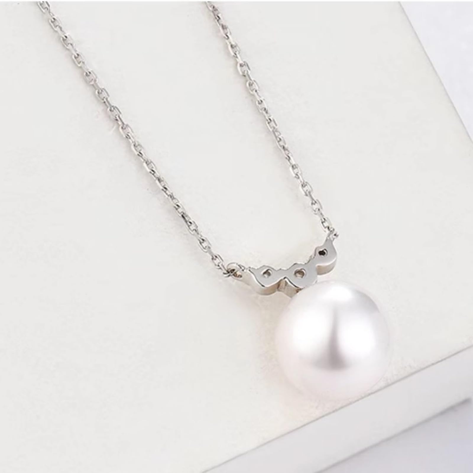 Collares de oro blanco para mujer, elegante collar de diamantes de 9K/14K/18K con colgante de perla de 8.5mm