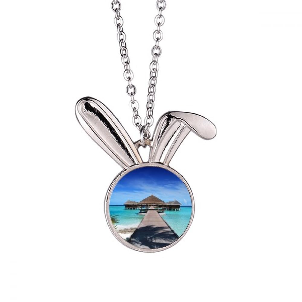 Collier lapin gravé nature et eau - Cadeau idéal