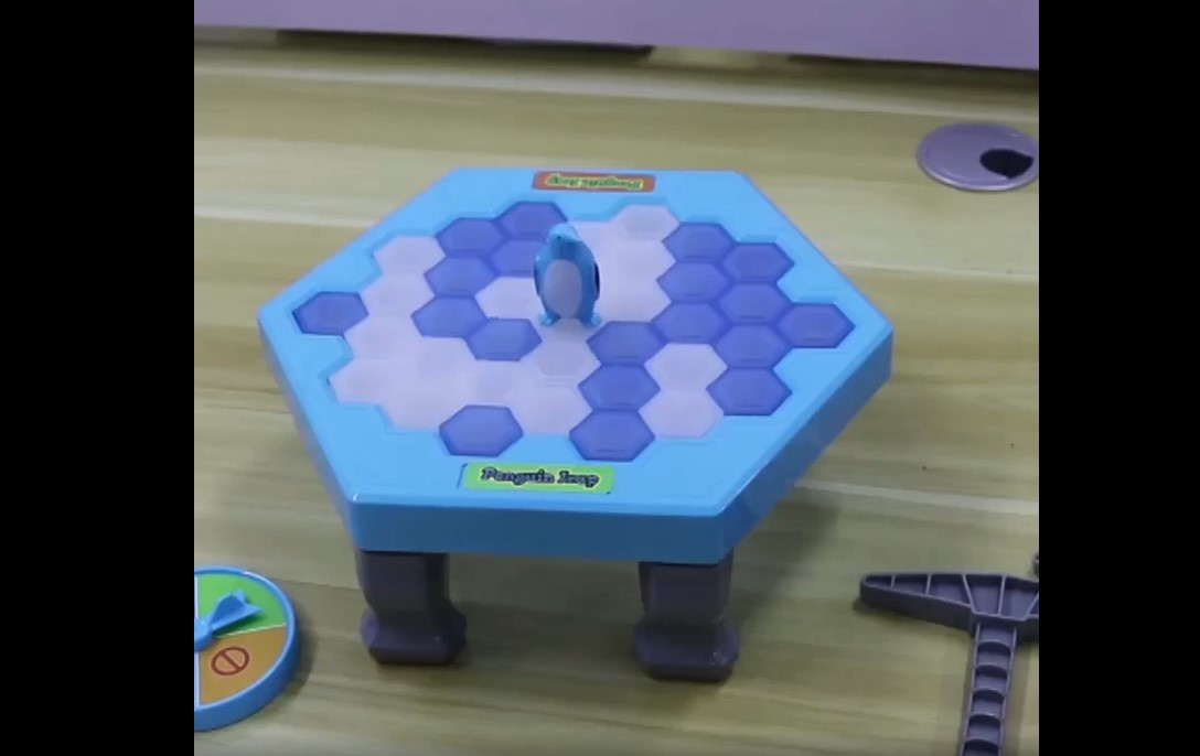 Amazon | アイスブロック崩しゲーム、アイスブレーカーおもちゃセット