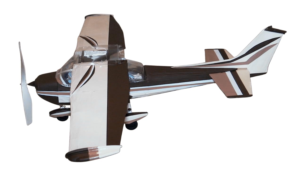 Amazon | Guillow's Cessna Skyhawk Model Kit by Guillow