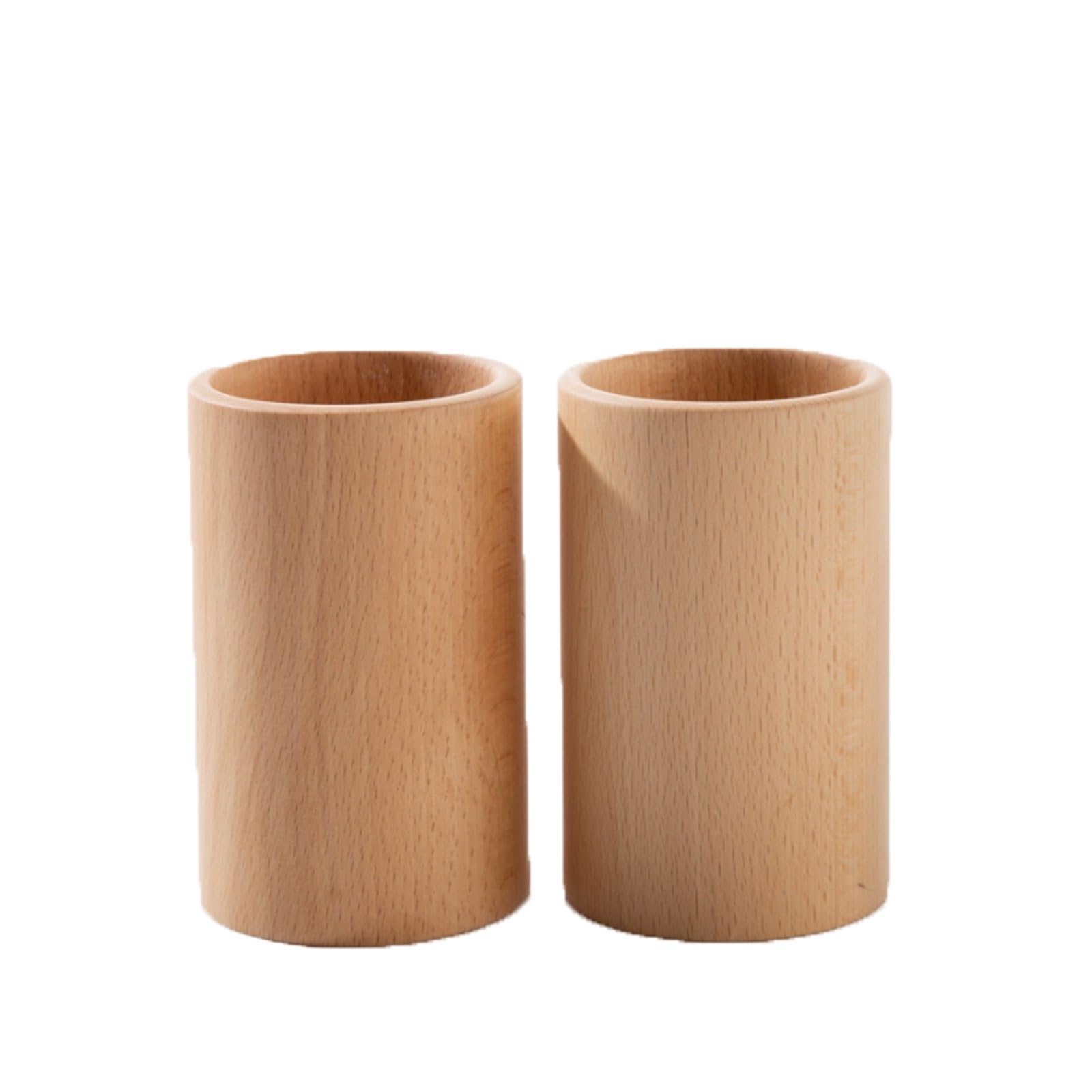 Porte-stylo en hêtre massif au style rustique et aux finitions artisanales soignées