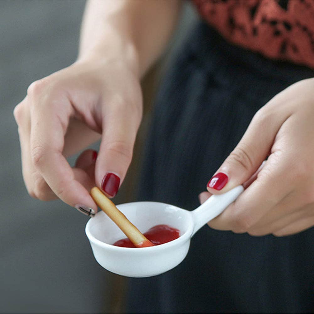 Set di 6 mini ciotole in ceramica per ketchup, piatti per condimenti, condimenti, salsa di soia, impilabili, con manico, colore bianco