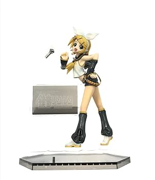 鏡音リン 1/8スケールフィギュア Amazon | 鏡音リン 炉心融解 (1/8スケールPVC塗装済み完成品
