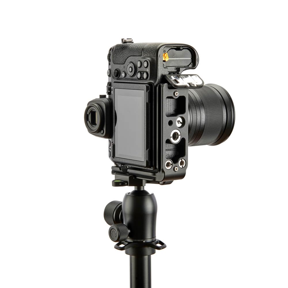 SmallRig - Staffa a L per Nikon Z8 | Nikon Store