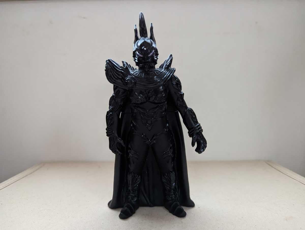 Amazon.co.jp: ウルトラ怪獣800シリーズ ソフビ エンペラ星人 : おもちゃ