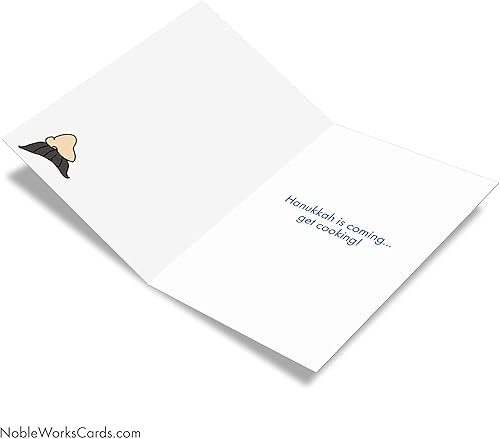 Miniatura 3 de NobleWorks - Divertida tarjeta de felicitación de Janucá con sobre de 5 x 7 pulgadas (1 tarjeta) tarjeta de vacaciones judías Hanukkah Potatoheads