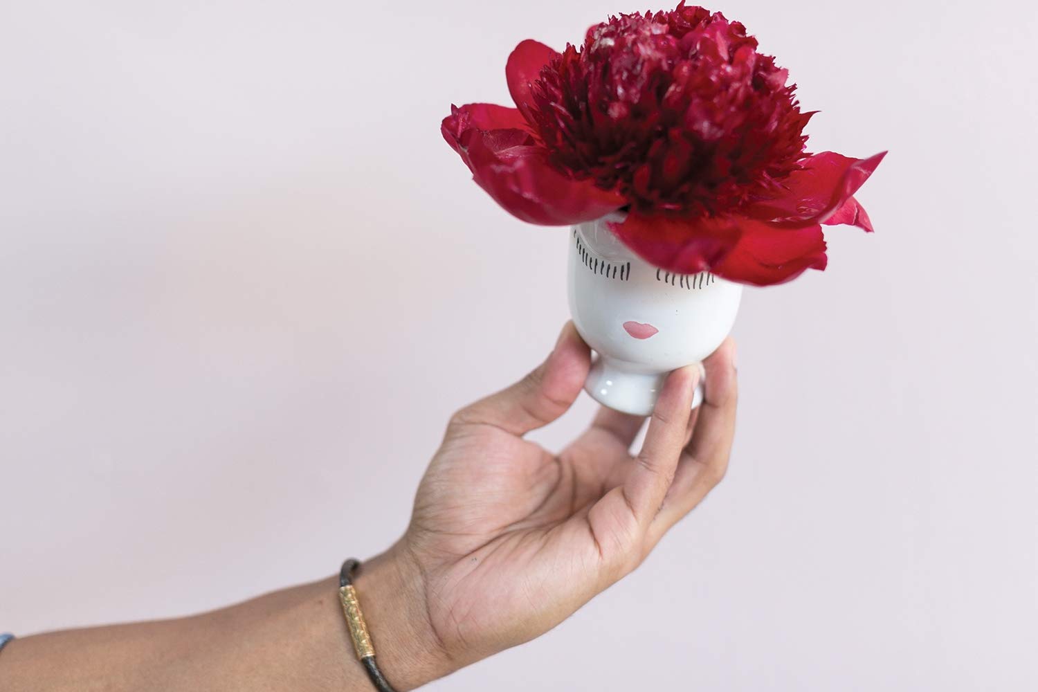 Celfie Vase (Small, Vanilla)